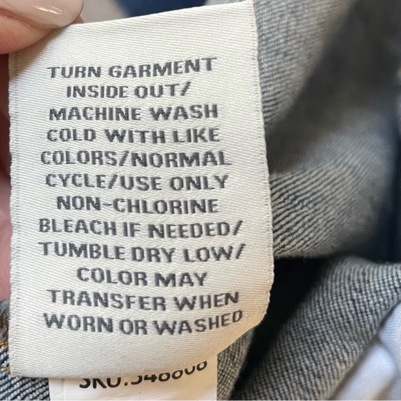 NWT Torrid Classic Medium Wash Trucker Pockets Denim Jean Jacket Size 3X - Picture 14 of 14